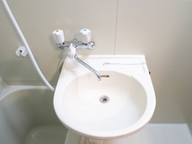 Ｒハイムの浴室|洗面台です☆