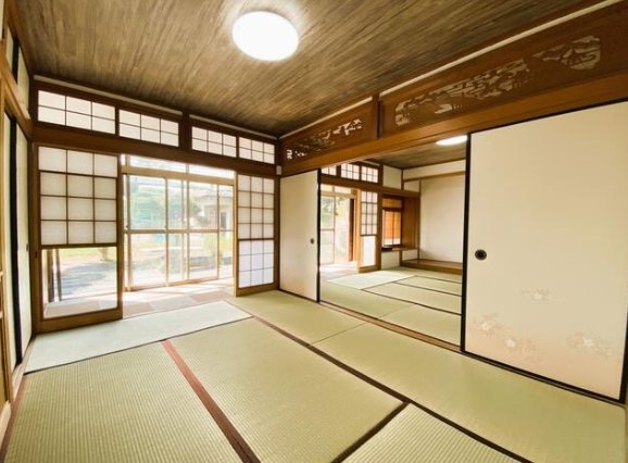 茂原市三ヶ谷　中古戸建の和室|内装リフォーム済み令和7年7月 5LDK 3台可 システムキッチン新品 敷地約88坪