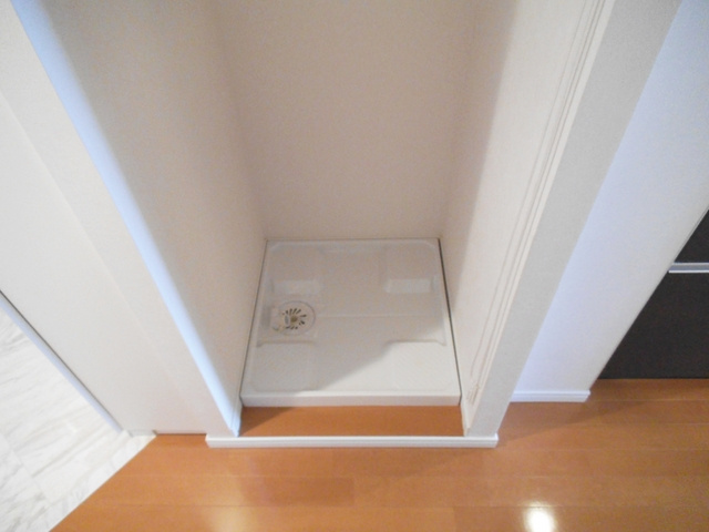 ハーモニーレジデンス東京シティゲートの設備|室内洗濯機置場はスクリーンを下して隠せます☆