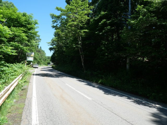 バローグリーンビレッジたかす台①の前面道路含む現地写真