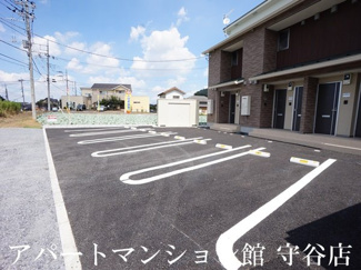 【駐車場】