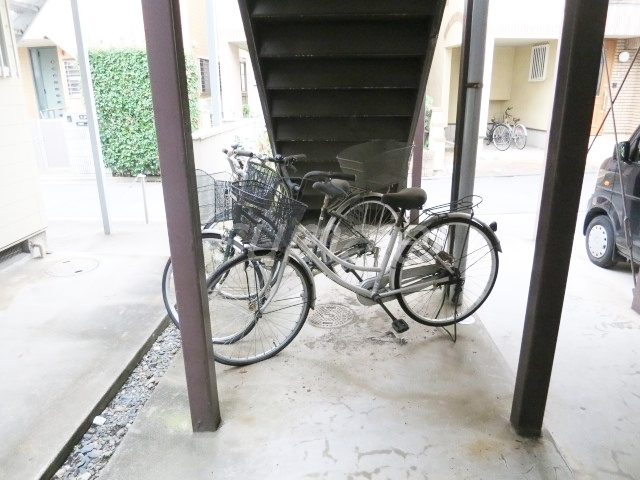 ハイツキンコウⅡのその他共用部分|駐輪スペースあります♪