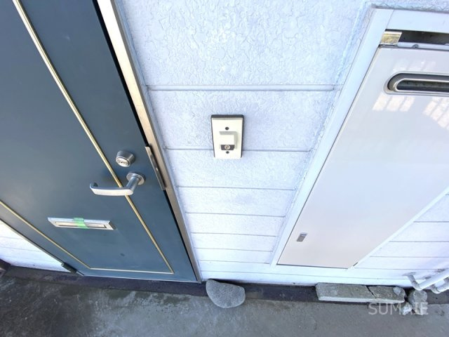 ドミール石栄の設備|玄関チャイム