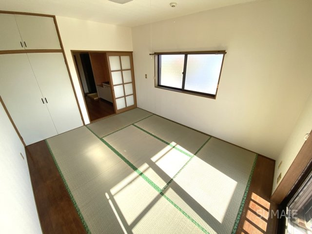 ドミール石栄の寝室|2面採光！和室☆彡