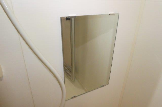 ディメイン小池の浴室|浴室鏡