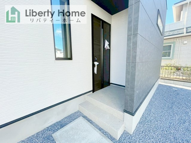 取手市宮和田14期　新築戸建　1号棟のエントランス