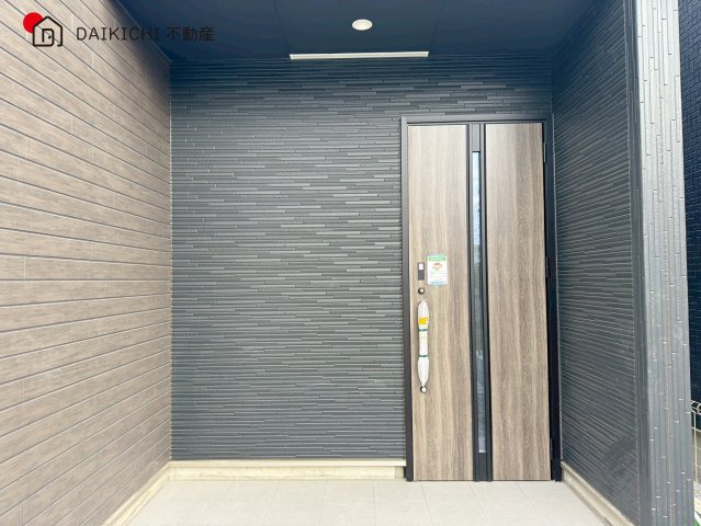 【玄関】 | 久喜市青葉5期　新築戸建　全2棟　1号棟