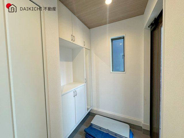 【玄関】 | 久喜市青葉5期　新築戸建　全2棟　1号棟