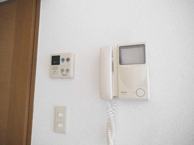 ラフィーネのセキュリティ|モニタ付インターホンで安心セキュリティ！