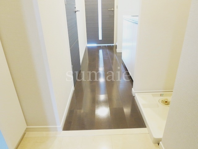 エスティメゾン赤羽の玄関|キレイな玄関です！