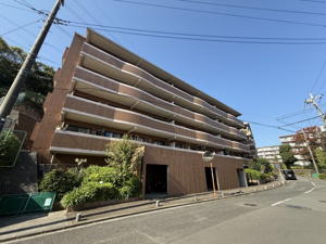 【落ち着きのある住環境】エステ・スクエア港南台百合ヶ丘の画像