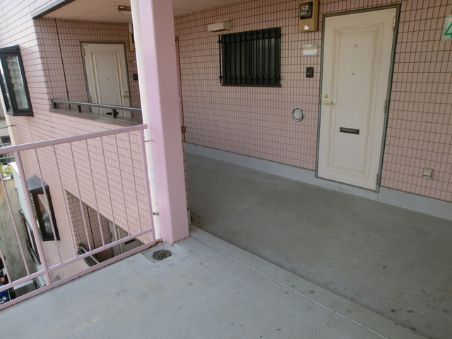 リバーサイドシティのロビー|共用廊下です♪