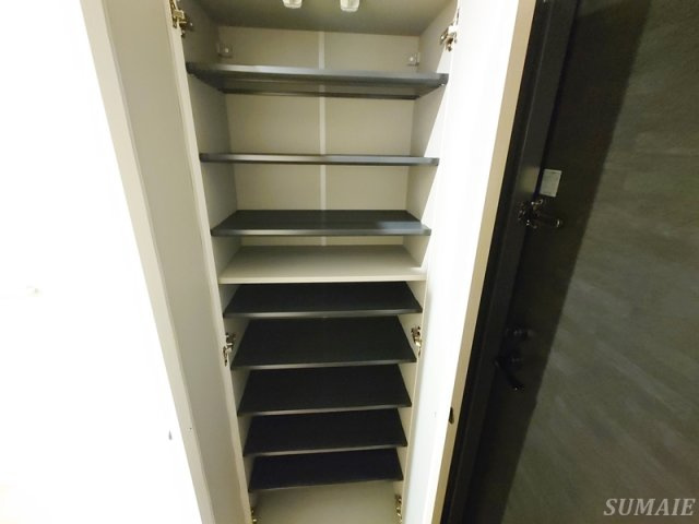 北区東十条１丁目のアパートの収納|シューズボックスです☆
