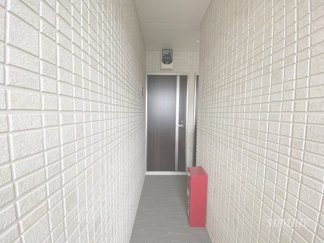 クリスティーのその他共用部分|玄関前廊下