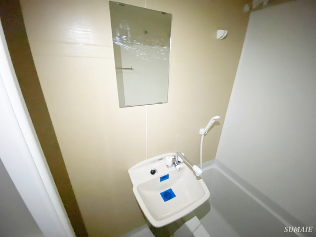 メルディア東大宮Ⅲの洗面所|洗面台は浴室にあります！