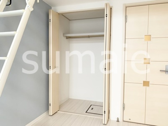 モンシャトー大成A棟の収納|クローゼットタイプの収納です。