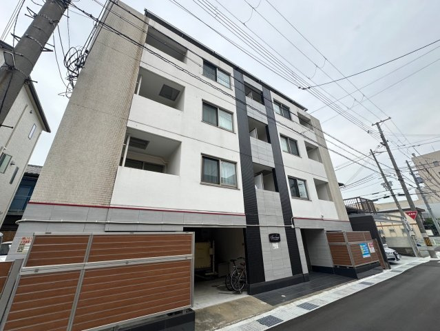 Clair市役所前の外観