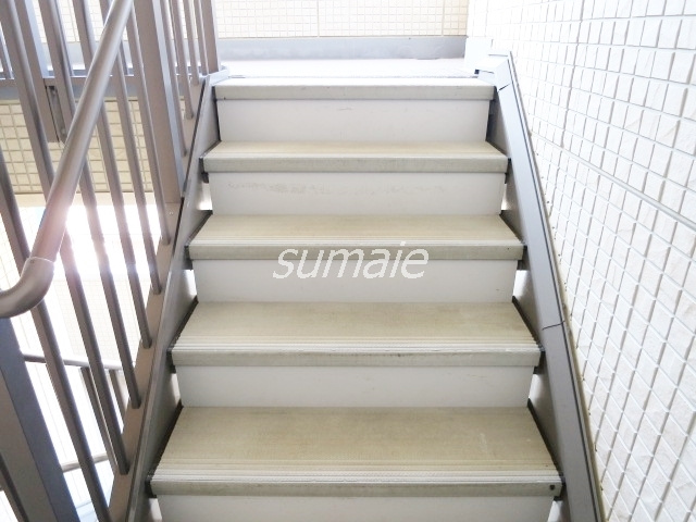 メゾン　ド　グランメールのその他共用部分|敷地内階段です！！