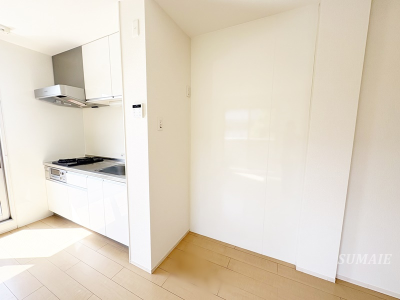 メゾン　ド　グランメールのキッチン|冷蔵庫置き場です☆