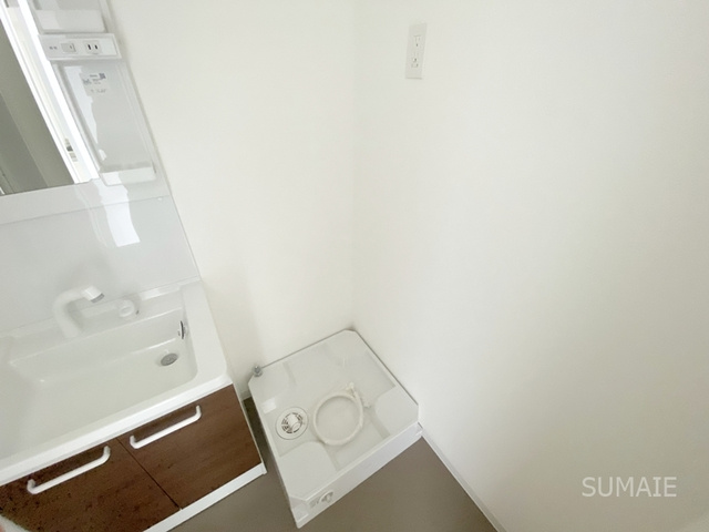 ジーメゾン大宮吉野町の洗面所|室内洗濯機置き場！