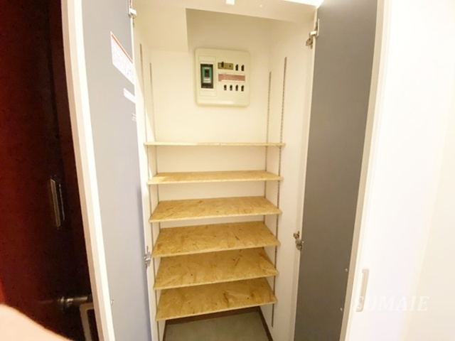 第二若木コーポの玄関|シューズボックスになります☆彡