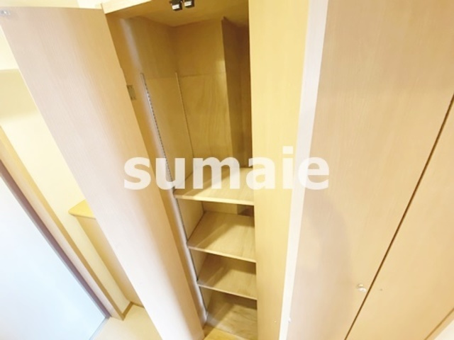 スクエアタワーの収納|廊下の収納スペース☆