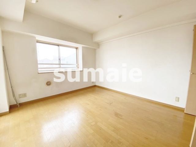 スクエアタワーの居間・リビング|明るいお部屋です♪