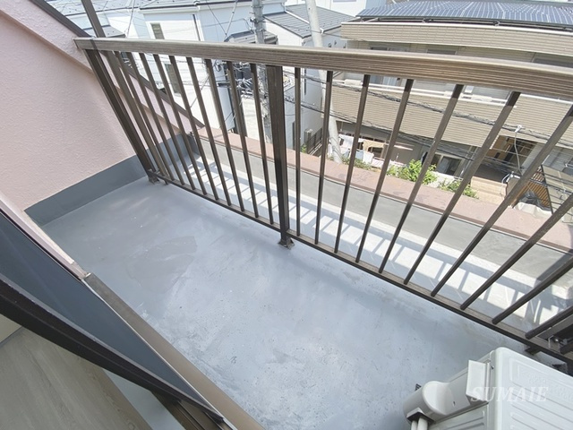 アルファビルのバルコニー|バルコニー☆