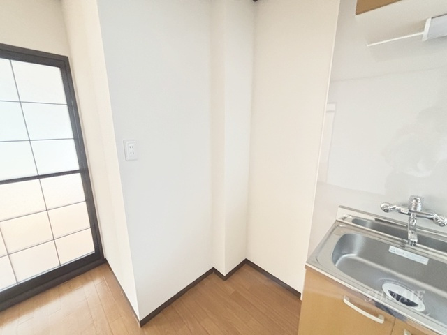 関口グリーンハイツＡのキッチン|冷蔵庫置き場です。