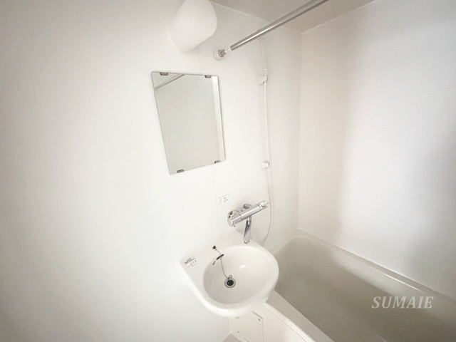 関口グリーンハイツＡの浴室|洗面ついてます。