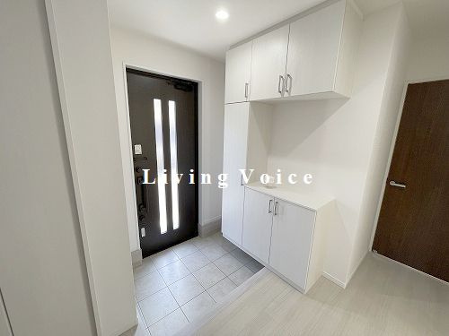 【玄関】 | 厚木市戸田　中古一戸建て | 厚木市戸田　中古一戸建て