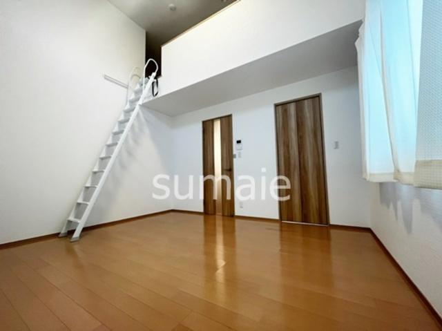 ロフトハウス大宮北の洋室|綺麗な洋室です