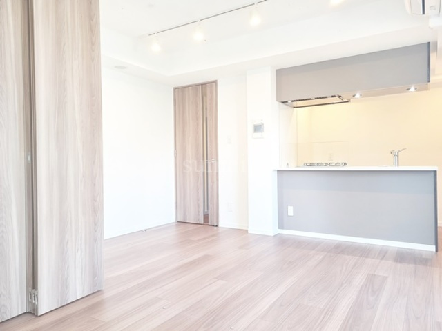 フルハウス赤羽の居間・リビング|13.5帖の広めのリビングです☆