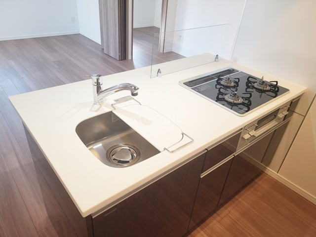 フルハウス赤羽のキッチン|3口コンロのキッチンです☆