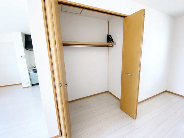 ヴィラセストの収納|奥行のある収納です☆