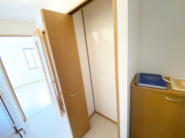 ヴィラセストの収納|廊下の収納です！