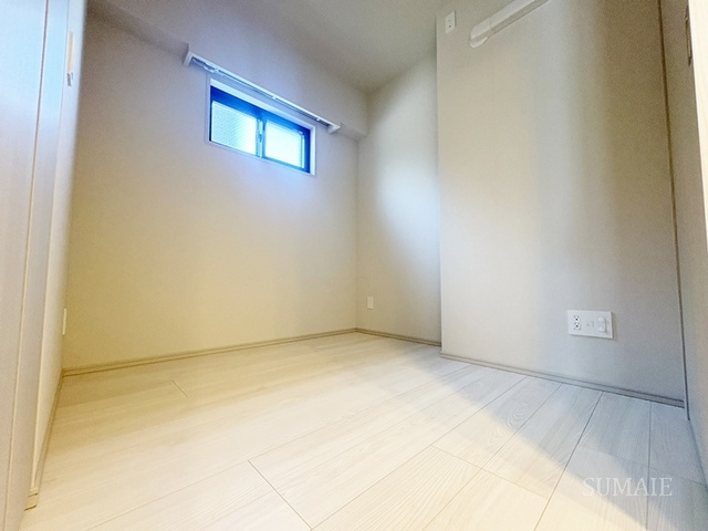 Alivis十条の寝室|3.1帖の洋室です☆