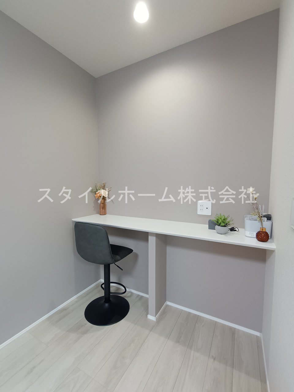 リナージュ下地町2号棟の居間・リビング