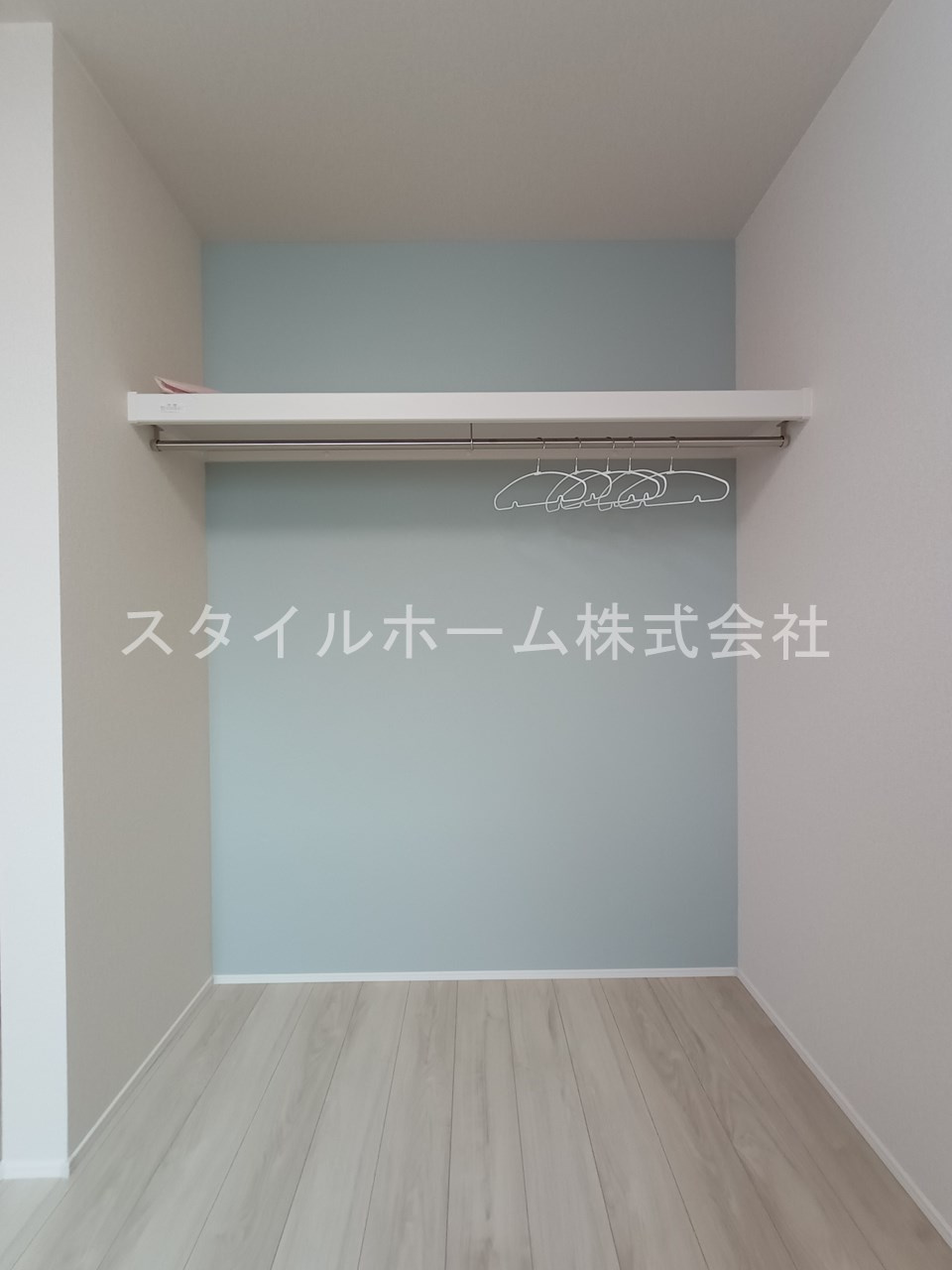 リナージュ下地町2号棟の収納