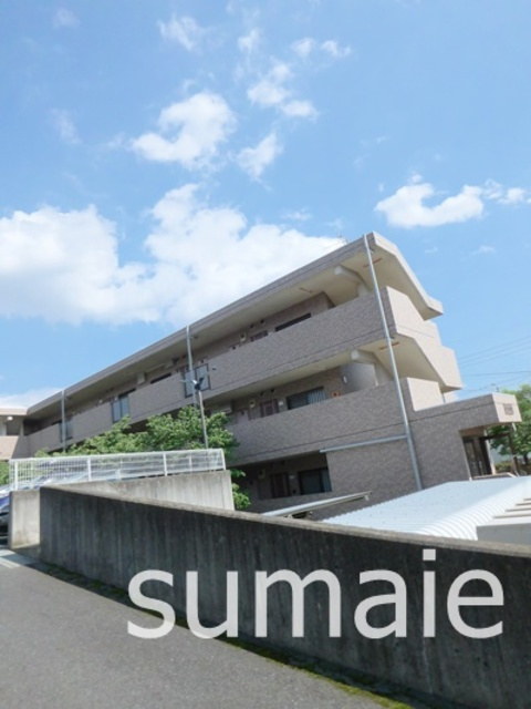 ソレアードミシマの外観|3階建ての最上階