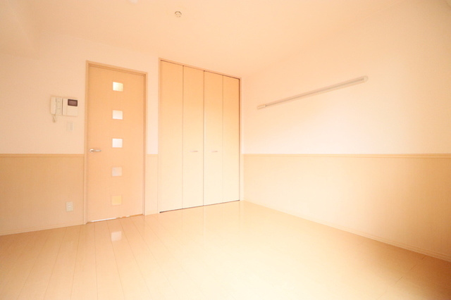 エスパシオの居間・リビング|人気のフローリングです。