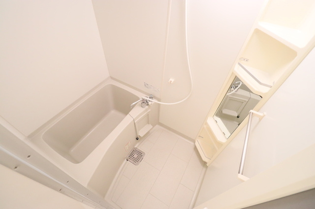 エスパシオの浴室|清潔感のあるバスルーム。