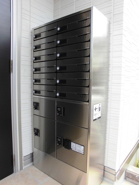 ホワイトヴィラのその他共用部分|メールボックス＆宅配ボックス。