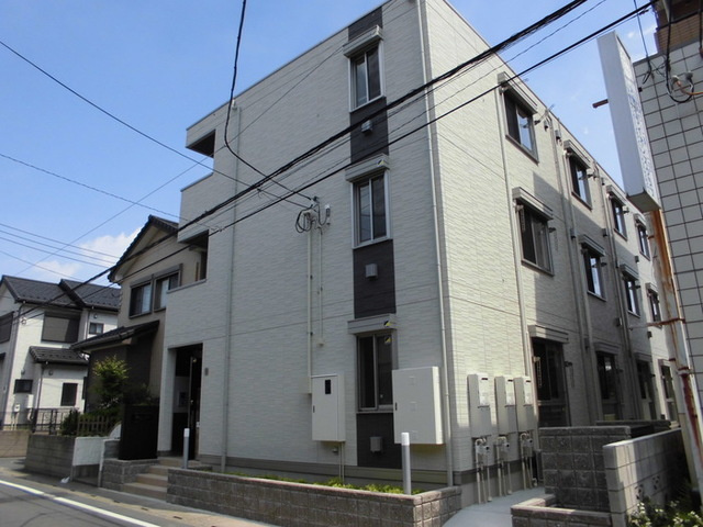 ホワイトヴィラの外観|オシャレな外観です。