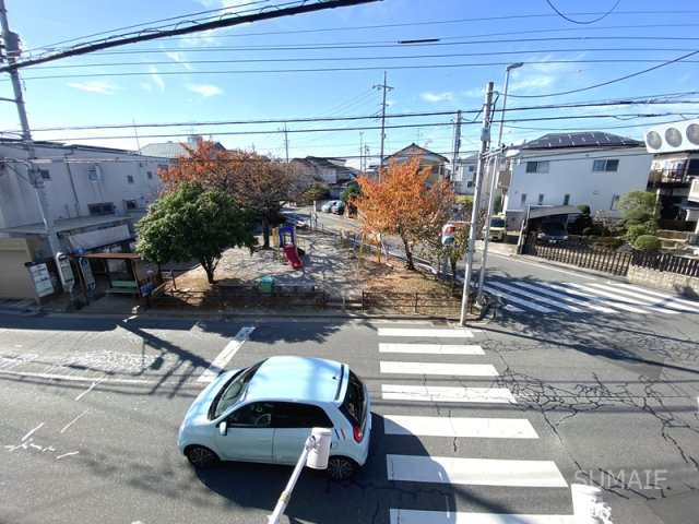 パールメゾン矢作の展望|目の前に小さな公園あります☆