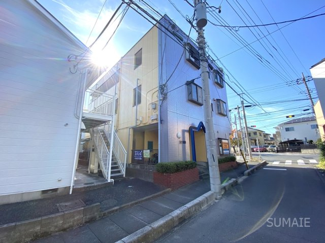 パールメゾン矢作の外観|３階建てのマンション！