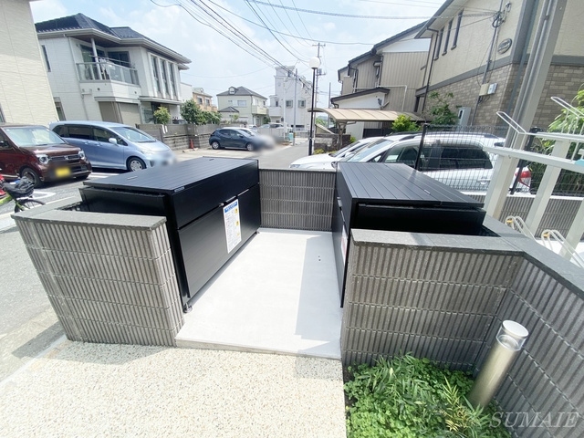 リブリ・さいたま新都心Ⅱのその他共用部分|専用ゴミ置き場です！