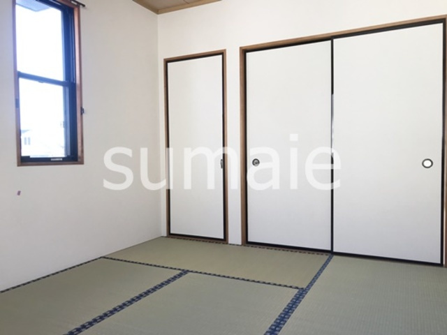アークヒルズ　Aの和室|6帖の和室です。