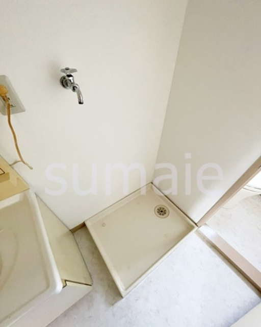 加藤マンションの洗面所|室内洗濯機置き場！