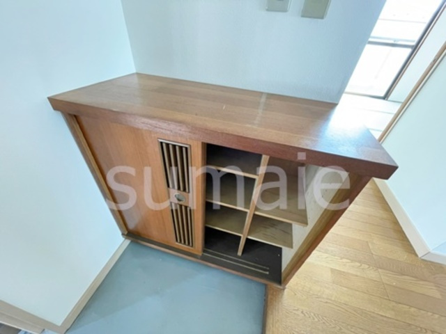 加藤マンションの玄関|シューズボックスあります！